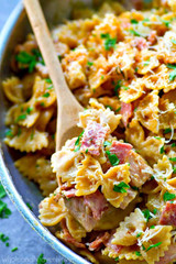 One-Pot Cajun Chicken Bacon Pasta Alfredo